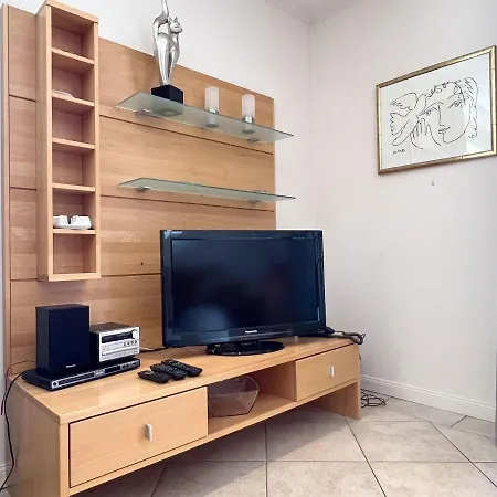 Ahndole-hollken-wohnung-1a 公寓 Brösum